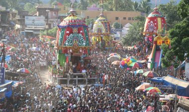 ଦ୍ୱିତୀୟ ଶ୍ରୀକ୍ଷେତ୍ର ରେ ଲକ୍ଷାଧିକ ଭକ୍ତ ଶ୍ରୀମନ୍ଦିର ନିକଟରେ ପହଚିଂଲା ତାଳଧ୍ୱଜ : ଓମଟିଭି