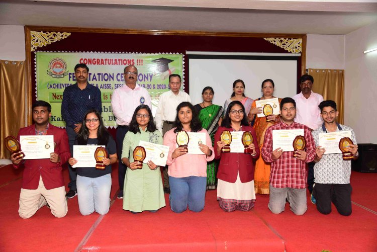 D.A.V KALINGA NAGAR FELICITATED  THE ACHIEVERS : Ommtv