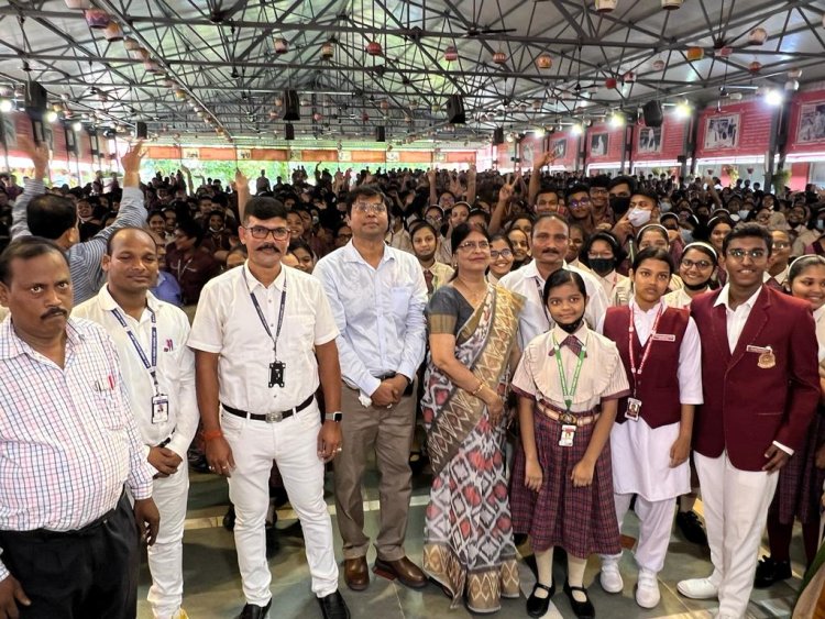 National Sports Day Celebrated at DAV Cspur : OmmTv