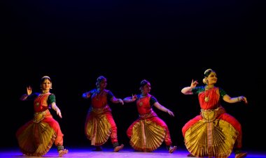 ୧୮ତମ ସଙ୍ଗମ ଉତ୍ସବରେ ଦେଖିବାକୁ ମିଳିଥିଲା ଓଡ଼ିଶୀ ଏବଂ ଭାରତନାଟ୍ୟମ୍ ନୃତ୍ୟର ସମାରୋହ : ଓମଟିଭି