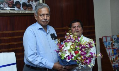 Shri Ashok Kumar Parija Takes over as KIIT-DU’s Chancellor : OmmTv