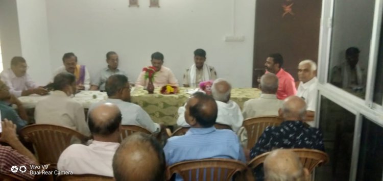 ସାଇବର ଠକେଇ ଉପରେ ସଚେତନତା କାର୍ଯ୍ୟକ୍ରମ ଚନ୍ଦ୍ରଶେଖରପୁର ବରିଷ୍ଠ ନାଗରିକ ସଂଘର ବୈଠକ : ଓମଟିଭି