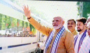 PM flags off Vande Bharat Express from Una in Himachal Pradesh to New Delhi : Ommtv