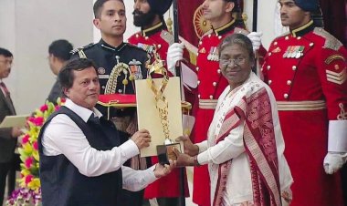 KIIT Conferred Rashtriya Khel Protsahan Puruskar 2022   The award was received by Founder of KIIT & KISS Dr Achyuta Samanta from Hon’ble President Draupadi Murmu : Ommtv