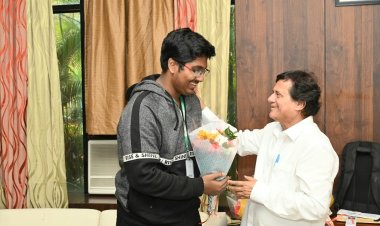 KIIT's Teen Scientist Snehadeep Nominated Fellow of UK's Royal Astronomical Society : Ommtv