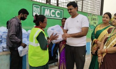 ମାଇକ୍ରୋ କମ୍ପୋଷ୍ଟ କର୍ମଚାରୀଙ୍କୁ ସାନିଟାରୀ କିଟ୍ ବଣ୍ଟନ : Ommtv