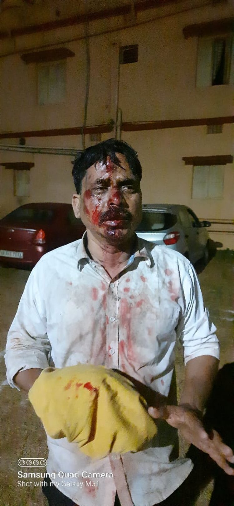 ଯୁବକଙ୍କୁ ନିଶାଡ଼ିଙ୍କ ପ୍ରାଣାନ୍ତକ ଆକ୍ରମଣଘଟଣା, ଅପରାଧୀକୁ ଖୋଜି ପାଉନାହିଁ ପୁଲିସ୍ ; Ommtv