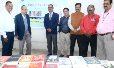 ବିଆଇଟିଏମରେ ପୁସ୍ତକ ପଦର୍ଶନୀ,ପୁସ୍ତକ ହେଉଛି ଜ୍ଞାନର ଭଣ୍ଡାର : ଓମଟିଭି