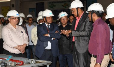 ECoR GENERAL MANAGER INSPECTED MANCHESWAR CARRIAGE REPAIR WORKSHOP : Ommtv