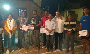 ନିୟୁ ଭୁବନେଶ୍ବର ପ୍ରେସ କ୍ଲବ୍ ପକ୍ଷରୁ ବ୍ୟାଡ଼ମିଣ୍ଟନ ପ୍ରତିଯୋଗିତା : Ommtv