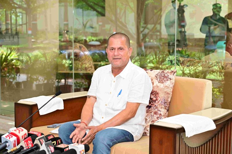 ବାଲେଶ୍ୱର ରେଳ ଦୁର୍ଘଟଣା, ଓଡ଼ିଶା ମୃତକଙ୍କ ପରିବାରର ଜଣକୁ ଚାକିରି ଓ ପିଲାଙ୍କୁ ମାଗଣା ଶିକ୍ଷା ଦେବ କିଟ୍ : Ommtv‍