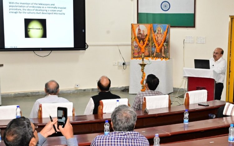 Sialendoscopy Can Cure Salivary Gland Sans Scars, Says Expert at KIMS Guest Lecture : Ommtv   