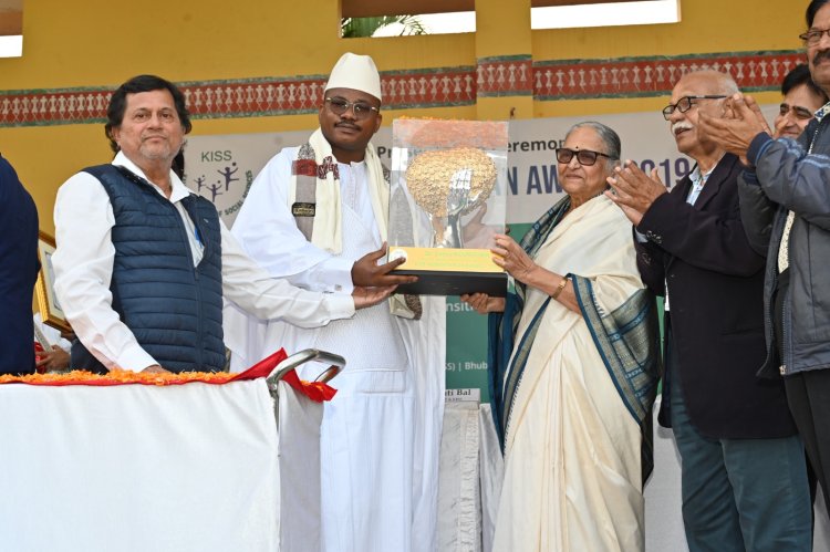 National Transition Council of Guinea President Dansa Kourouma Bestowed KISS Humanitarian Award 2019 : Ommtv