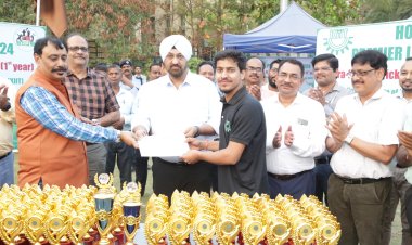 KIIT Hostel Premier League: Intra-Hostel Cricket,  Tournament for First Year Students : Ommtv