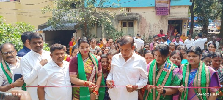 ୧୩ ନମ୍ବର ୱାର୍ଡ କାର୍ଯ୍ୟାଳୟ ଗୃହର ଭିତ୍ତିପ୍ରସ୍ଥର ସ୍ଥାପନ : Ommtv