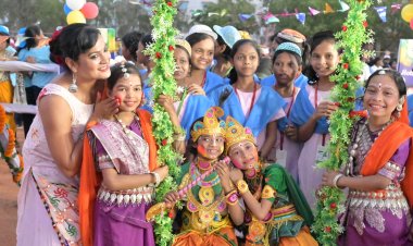 KISS students Celebrate Holi in a unique way : Ommtv Round the Clock