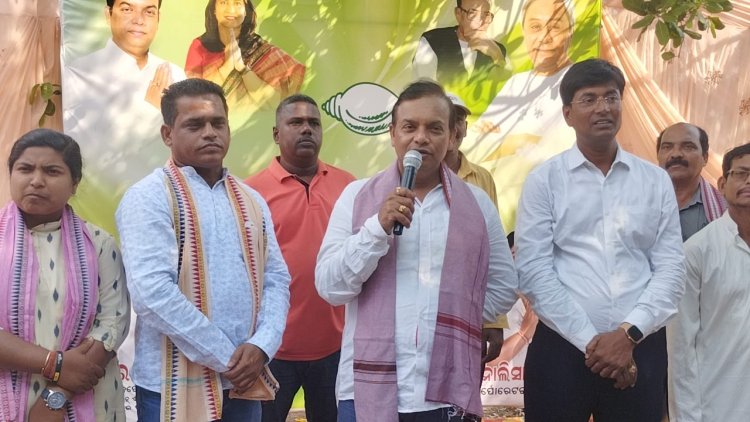 ଶିଖରଚଣ୍ଡୀରେ ଯୁବ ବନ୍ଧୁ ମିଳନ ଉତ୍ସବ, ଯୁବକ ମାନଙ୍କୁ ମିଳିବ ମାସିକ ୨ ଶହ ଟଙ୍କା ମୋବାଇଲ ରିଚାର୍ଜ : Ommtv.in