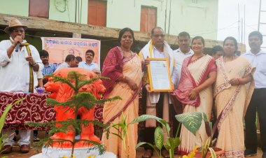 ବରିଷ୍ଠ ଶିକ୍ଷକ ଶ୍ରୀ ଜମ୍ବେଶ୍ଵର ସାହୁ ଙ୍କ ଅବସରକାଳୀନ ସମ୍ବର୍ଦ୍ଧନା ସଭା : Ommtv Round The clock