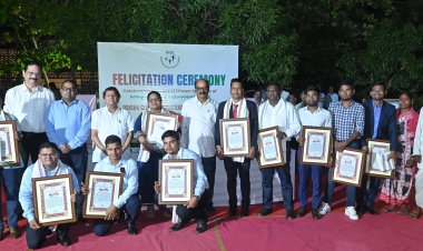 Excited promotion to Kis students who have received OCS : Ommtv