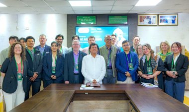 University of Washington - Bothell Delegation Visits KIIT and KISS : Ommtv 