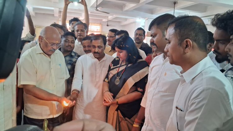 ନିଃଶୁଳ୍କ ସ୍ୱାସ୍ଥ୍ୟ ସେବା ଶିବିରକୁ ଉଦଘାଟନ କଲେ ସାଂସଦ ଅପରାଜିତା:Ommtv