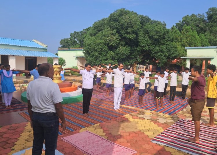 ଏକତାଳୀ ପଂଚାୟତର ବିଭିନ୍ନ ସ୍ଥାନରେ ଆନ୍ତର୍ଜାତୀୟ ଯୋଗ ଯୋଗ ଦିବସ ପାଳିତ:Ommtv Kalinga Vikas