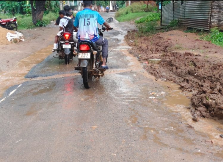 କେବେ ସୁଧୀରିବ ଲାଞ୍ଜିଗଡ ଠାରୁ ବେଦାନ୍ତ ଡ଼ିଏଭି ସ୍କୁଲ ଓ ବେଦାନ୍ତ ଡାକ୍ତରଖାନାକୁ ଯିବ ମୁଖ୍ୟ ରାସ୍ତା ?:Ommtv Kalinga Vikas