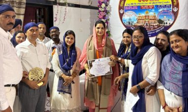 DAV Vedanta International School, Lanjigarh, was recently honoured in Rourkela for her remarkable contributions to education:Ommtv Kalinga Vikas