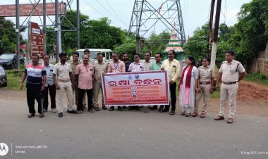 Students of Odisha Adarsha Vidyalaya, Balukhanda, Puri Take a Bold Step in Road Safety Awareness Campaign:Ommtv Kalinga Vikas