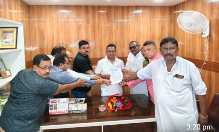 ବିଷମକଟକ ବିଧାୟକ ନୀଳମାଧଵ ହକକାଙ୍କୁ ଭେଟି ଦାବି ପତ୍ର ଦେଲେ ଲାଞ୍ଜିଗଡ ଆଞ୍ଚଳିକ ବିକାଶ ପରିଷଦ ସଦସ୍ୟ :Ommtv Kalingavikas