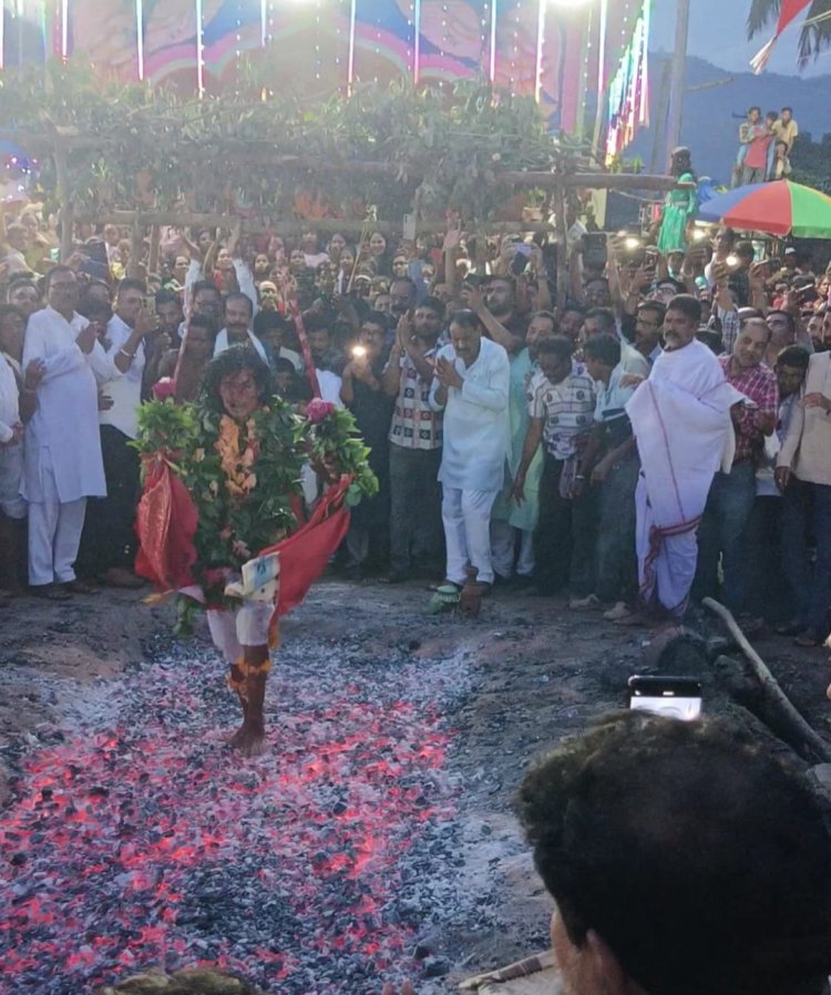 ଭୈରବଙ୍କ ଝାମୁଯାତ୍ରା ବା ବାଲିଯାତ୍ରା ଲାଞ୍ଜିଗଡ ଠାରେ ସମ୍ପର୍ଣ ହୋଇଯାଇଛି :Ommtv Kalinga Vikas