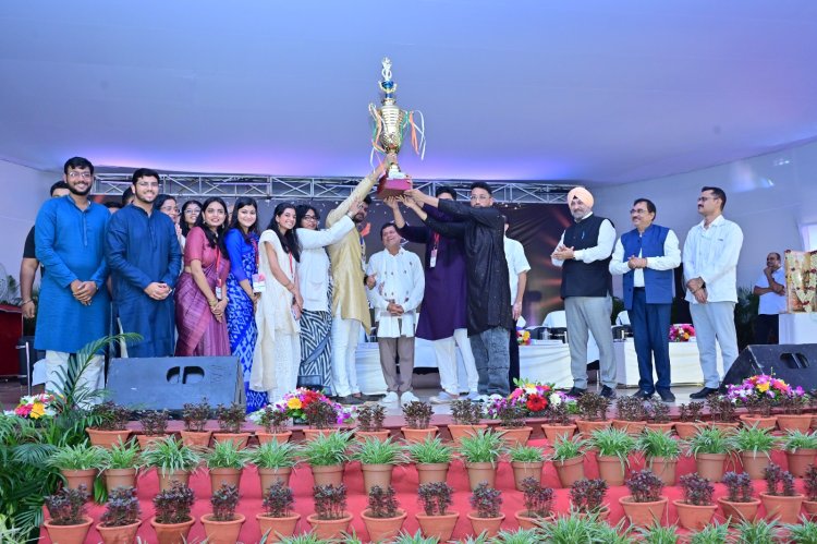 14th Edition of Karte Blanche Kicks Off at KIMS: Ommtv Kalinga Vikas