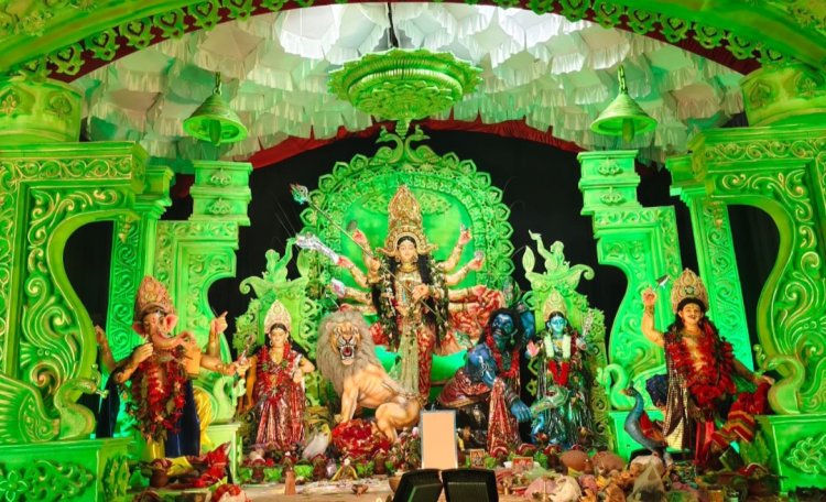 ଲାଞ୍ଜିଗଡ ଦଶହରାର ଦୁର୍ଗାପୂଜା ମୂର୍ତ୍ତି ଓ ମେଢ଼ର ଆକର୍ଷଣୀୟ ନା ଜବାବ :Ommtv kalinga vikas