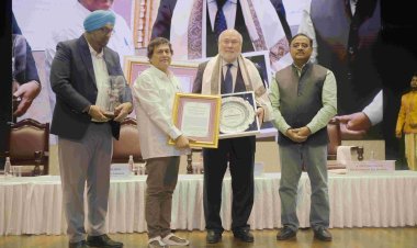 KISS Confers Lifetime Achievement Award on Global Security Leader Jonathan Granoff : Ommtv Kalinga Vikas