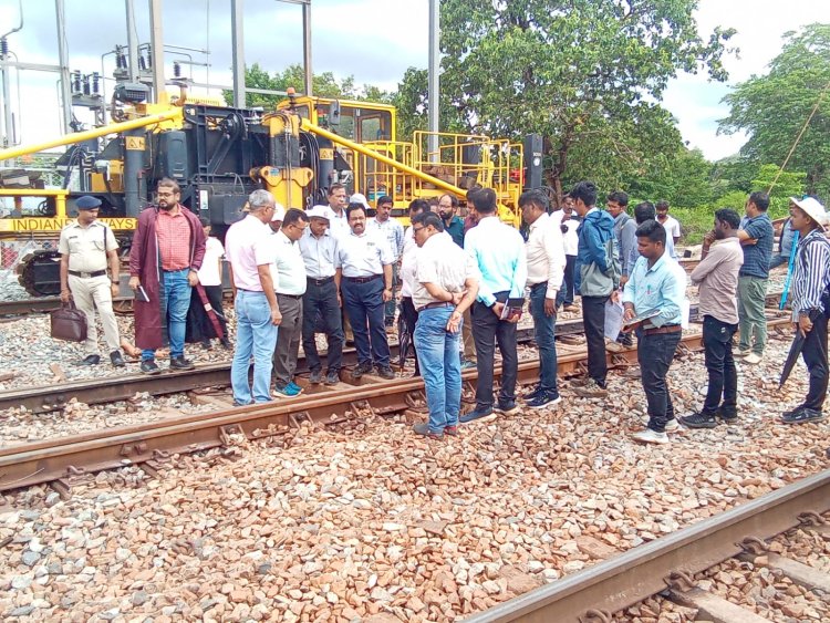 Commissioner of Railway Safety Inspects Newly Commissioned Second Line Between Kamalur and Bhansi Stations